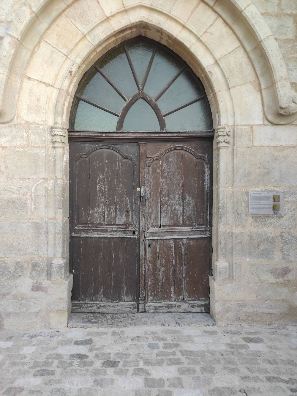 Menuiserie extérieure à Saint-Julien-de-Lampon
