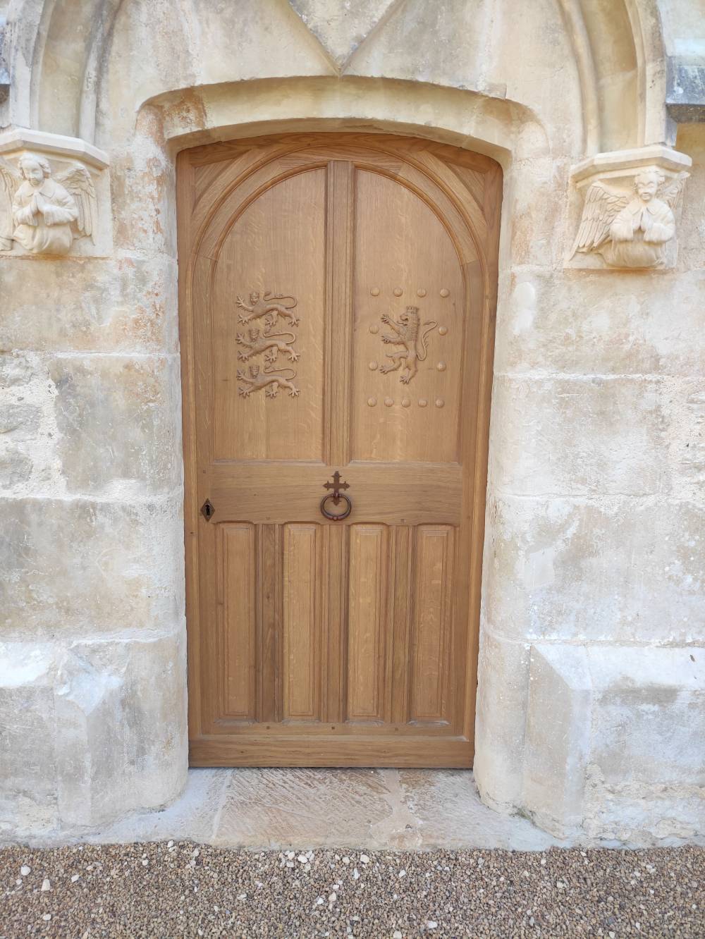 Grégory Preux-menuisier-interieur-extérieure-sur-mesure-porte-entrée-porte-en-bois
